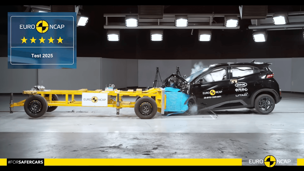 Varnostni preizkus trčenja Euro NCAP za električni avtomobil BYD Dolphin s 5 zvezdicami
